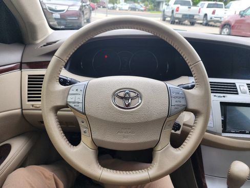 Used 2008 Toyota Avalon XLS FWD image 18
