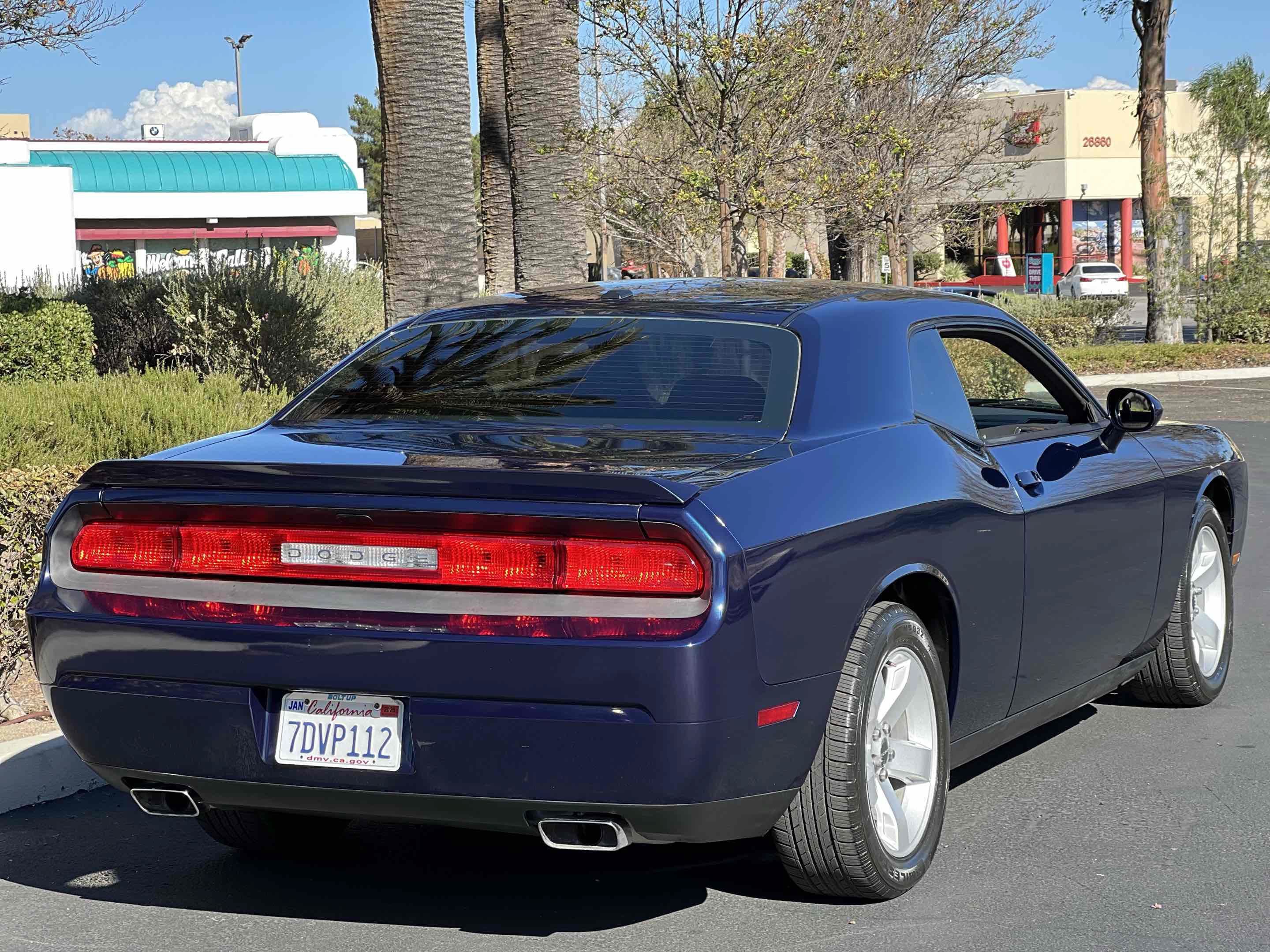 Used 2014 Dodge Challenger R/T RWD image 18