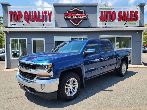 Used 2018 Chevrolet Silverado 1500 LT w/ All Star Edition AWD/4WD image 1
