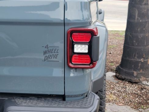 New 2026 Jeep Gladiator Willys image 5