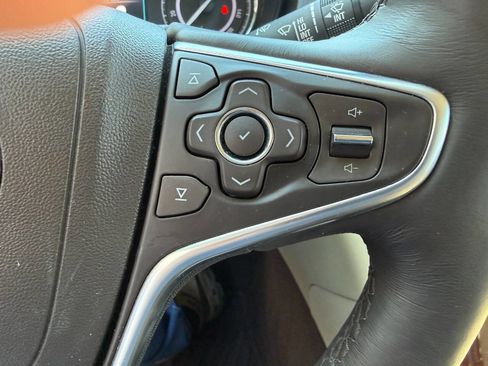Used 2017 Buick Regal Premium FWD image 21