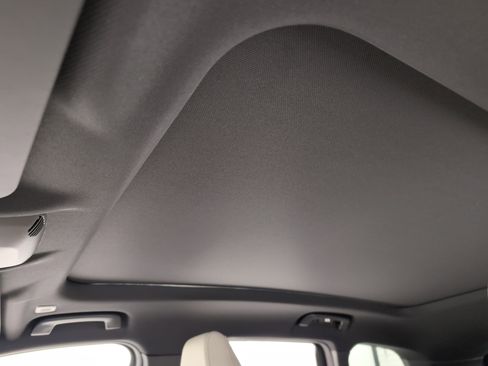 New 2025 BMW X1 xDrive28i w/ Convenience Package image 20