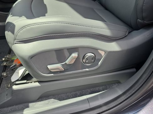 New 2026 Kia EV9 Light RWD image 22