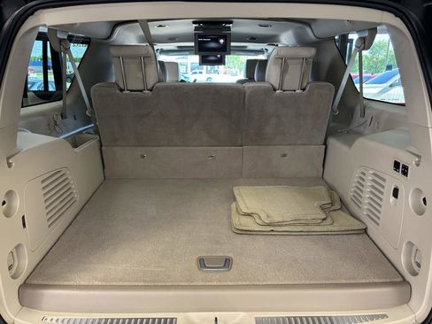 Used 2015 GMC Yukon XL Denali w/ Premium Package AWD/4WD image 14