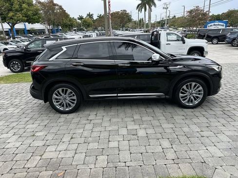 Used 2023 INFINITI QX50 Luxe w/ Accent Package FWD image 14
