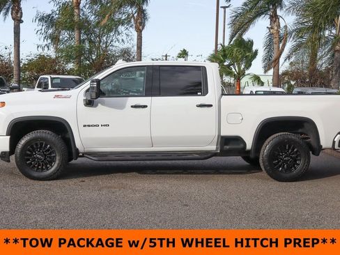 Used 2022 Chevrolet Silverado 2500 LTZ w/ LTZ Plus Package AWD/4WD image 5