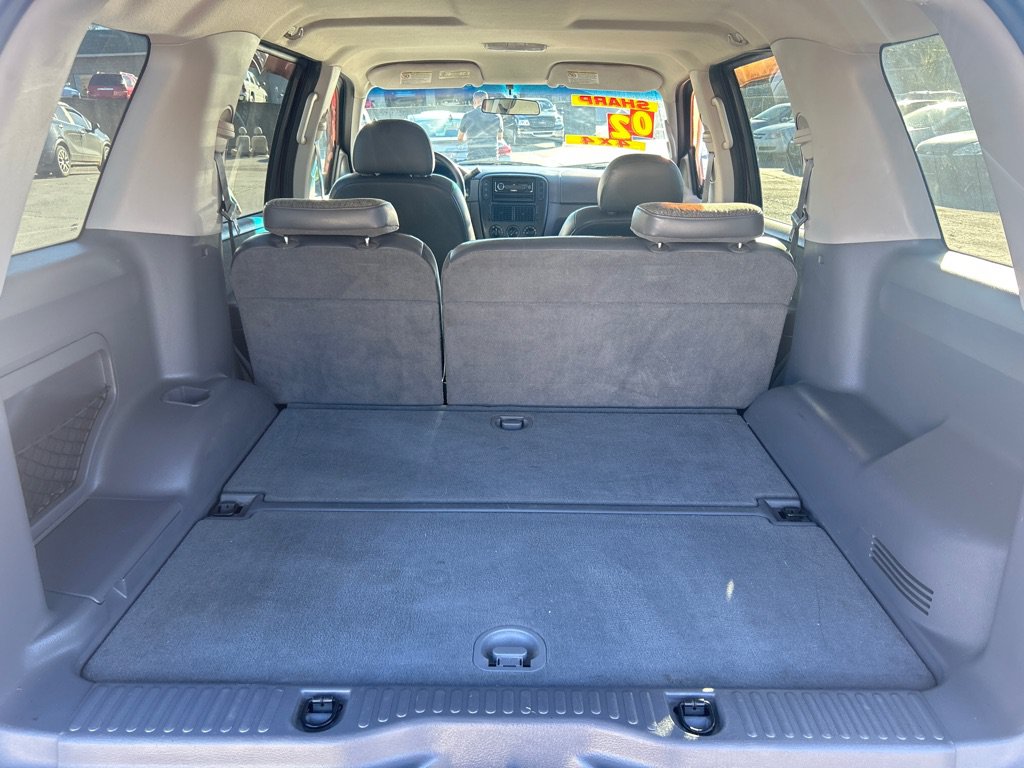 Used 2002 Ford Explorer XLS AWD/4WD image 11