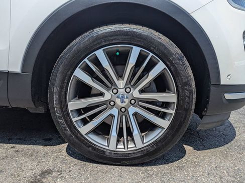 Used 2018 Ford Explorer Platinum AWD/4WD image 56
