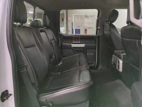 Used 2021 Ford F350 Lariat image 10