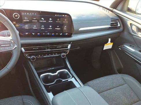 New 2026 Chevrolet Traverse LT image 27