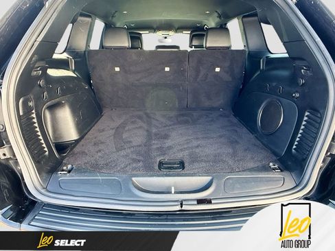 Used 2022 Jeep Grand Cherokee Laredo X AWD/4WD image 24