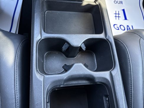 Used 2022 Honda CR-V EX-L image 43