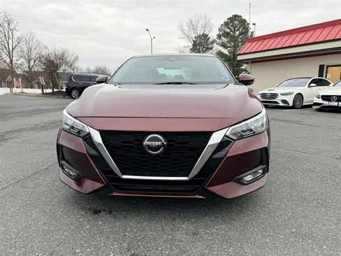 Used 2020 Nissan Sentra SV image 2
