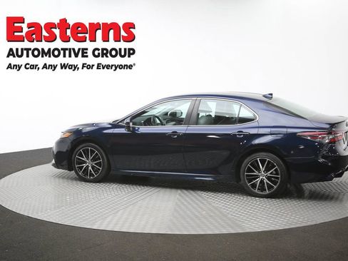 Used 2021 Toyota Camry SE image 61