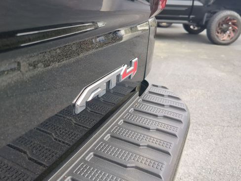 Used 2023 GMC Sierra 1500 AT4 w/ Technology Package image 30