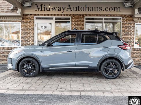 Used 2021 Nissan Kicks SR w/ SR Premium Package FWD image 13