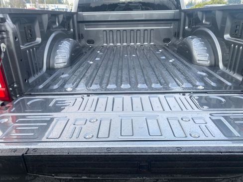 Used 2026 Ford F350 Lariat w/ FX4 Off-Road Package image 24