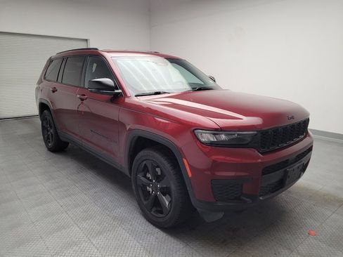 Used 2023 Jeep Grand Cherokee L Laredo AWD/4WD image 13