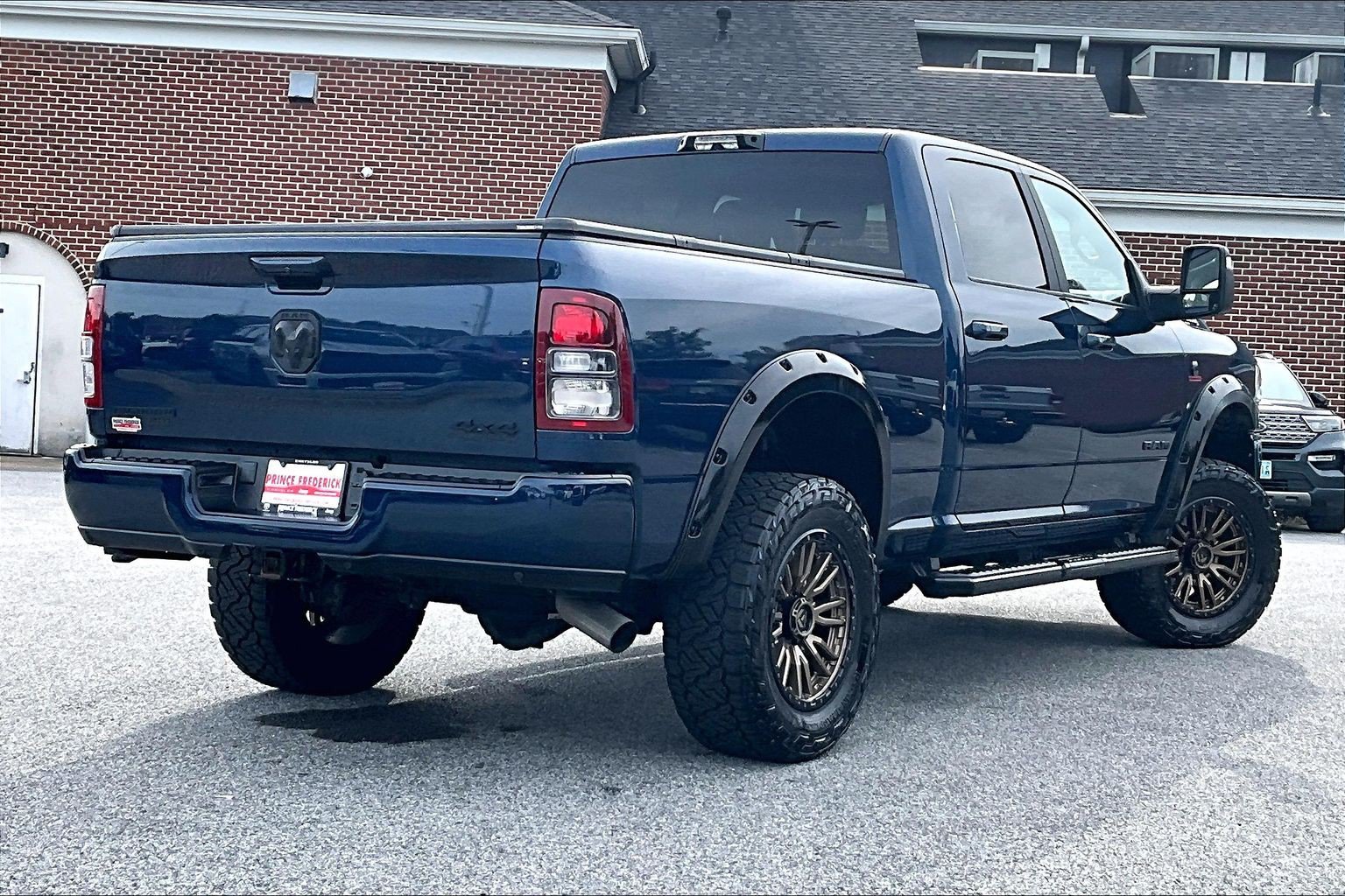 Used 2024 RAM 2500 Big Horn w/ Night Edition AWD/4WD image 11