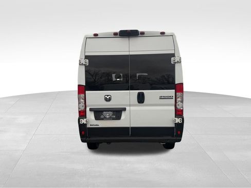 Used 2023 RAM ProMaster 2500 image 11