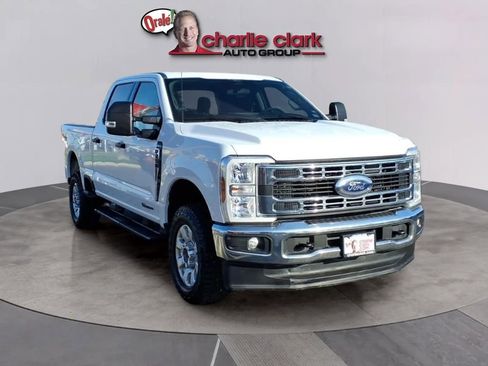Used 2024 Ford F250 XLT AWD/4WD image 7