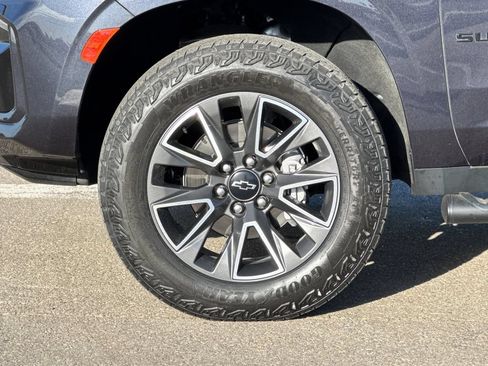 Used 2023 Chevrolet Suburban Z71 w/ Luxury Package AWD/4WD image 33