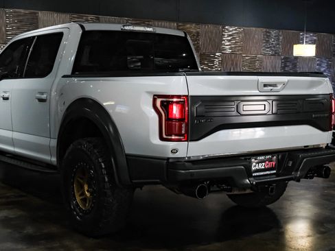 Used 2017 Ford F150 Raptor w/ Equipment Group 802A Luxury AWD/4WD image 14
