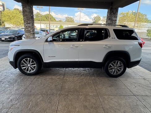 Used 2018 GMC Acadia SLE image 9