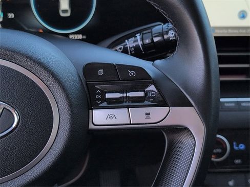 Used 2022 Hyundai Elantra Limited w/ Cargo Package image 25