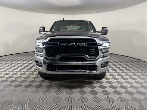 Used 2025 RAM 2500 Big Horn AWD/4WD image 5