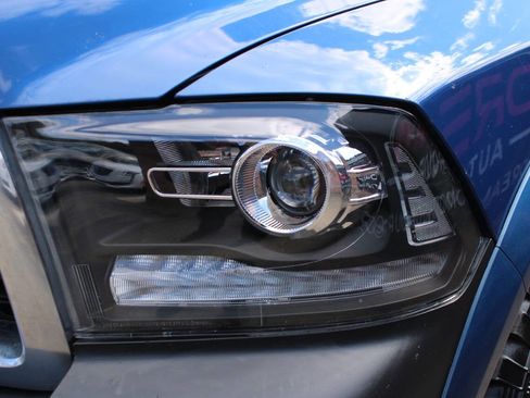 Used 2011 RAM 1500 ST w/ SXT Appearance Group image 36