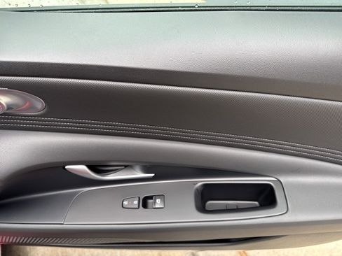 New 2026 Hyundai Elantra Limited image 18