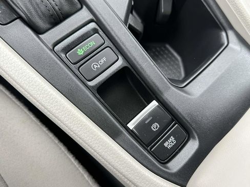 Certified 2023 Honda Accord LX image 27