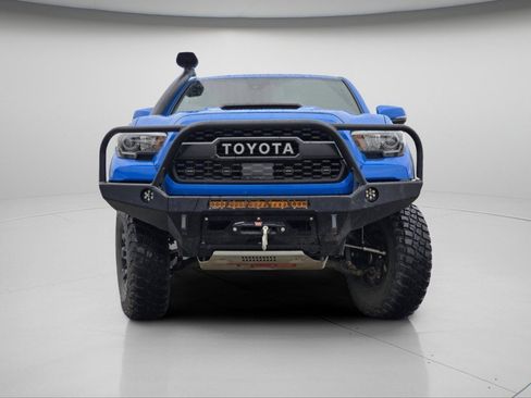 Used 2019 Toyota Tacoma TRD Pro image 3