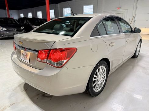 Used 2011 Chevrolet Cruze Eco image 7