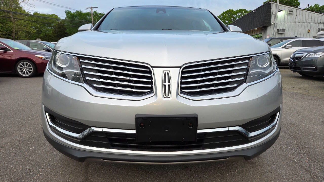 Used 2016 Lincoln MKX Select w/ Select Plus Package AWD/4WD image 3
