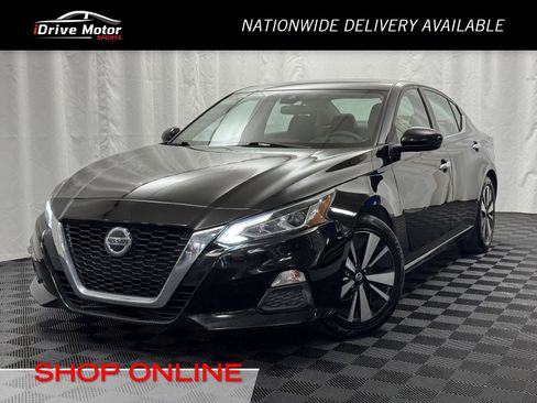 Used 2021 Nissan Altima 2.5 SV image 1