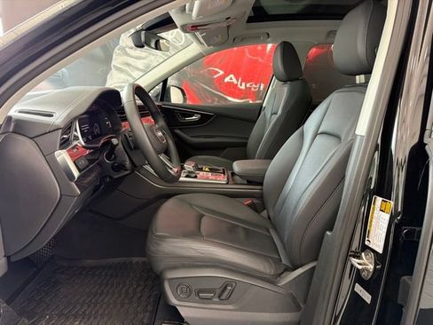 Used 2023 Audi Q7 3.0T Premium AWD/4WD image 10