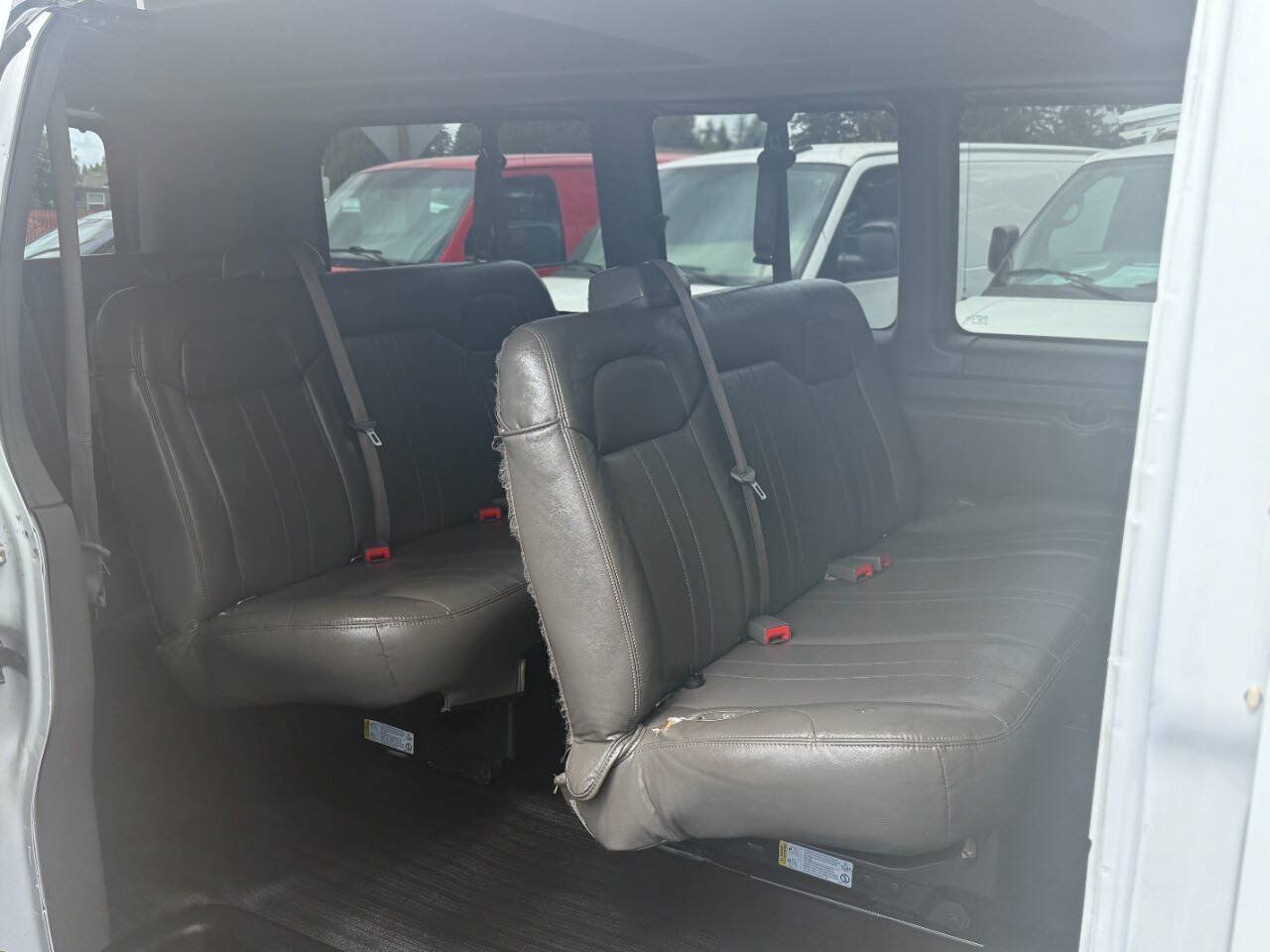 Used 2023 Chevrolet Express 3500 LS RWD image 16