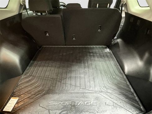 Used 2023 Kia Sportage LX image 25