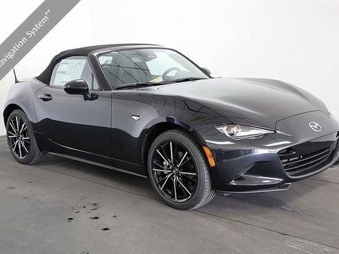 New 2025 MAZDA MX-5 Miata Grand Touring w/ Weather Package image 2