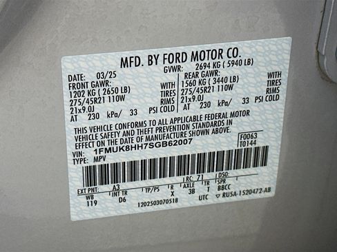 Used 2025 Ford Explorer Platinum w/ LUX Leather Package image 12