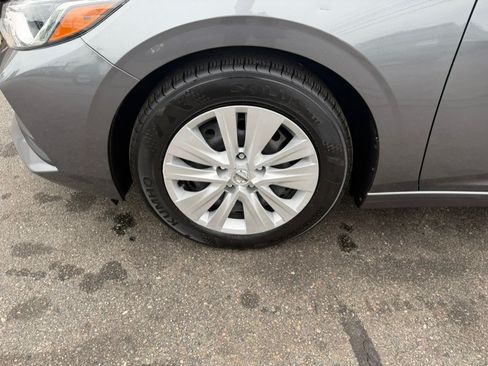 Used 2022 Nissan Sentra S FWD image 3