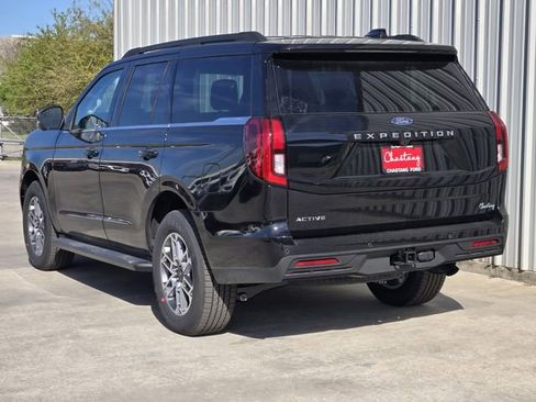 New 2026 Ford Expedition Active RWD image 5