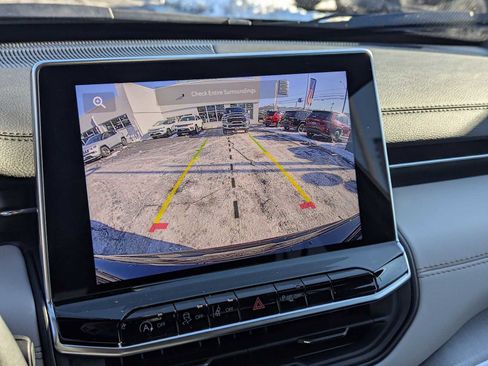 New 2026 Jeep Compass Limited image 16