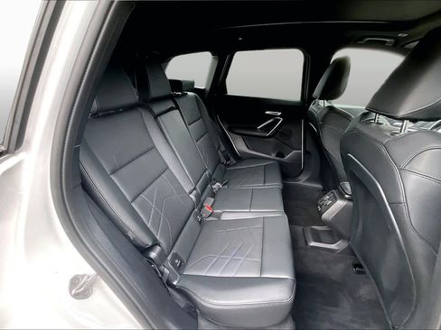 Used 2025 BMW X1 xDrive28i AWD/4WD image 19