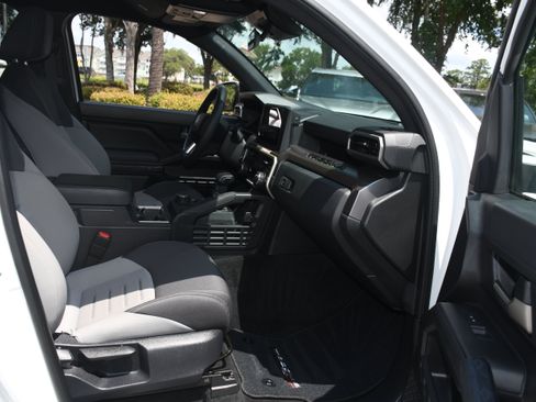 Certified 2024 Toyota Tacoma TRD Sport AWD/4WD image 19