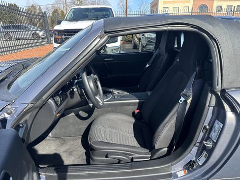 Used 2008 MAZDA MX-5 Miata Sport image 16