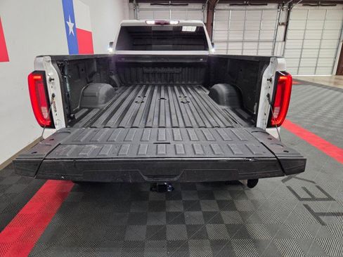 Used 2023 GMC Sierra 2500 Denali image 30