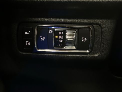 Used 2024 Lincoln Corsair Grand Touring w/ Equipment Group 301A AWD/4WD image 26
